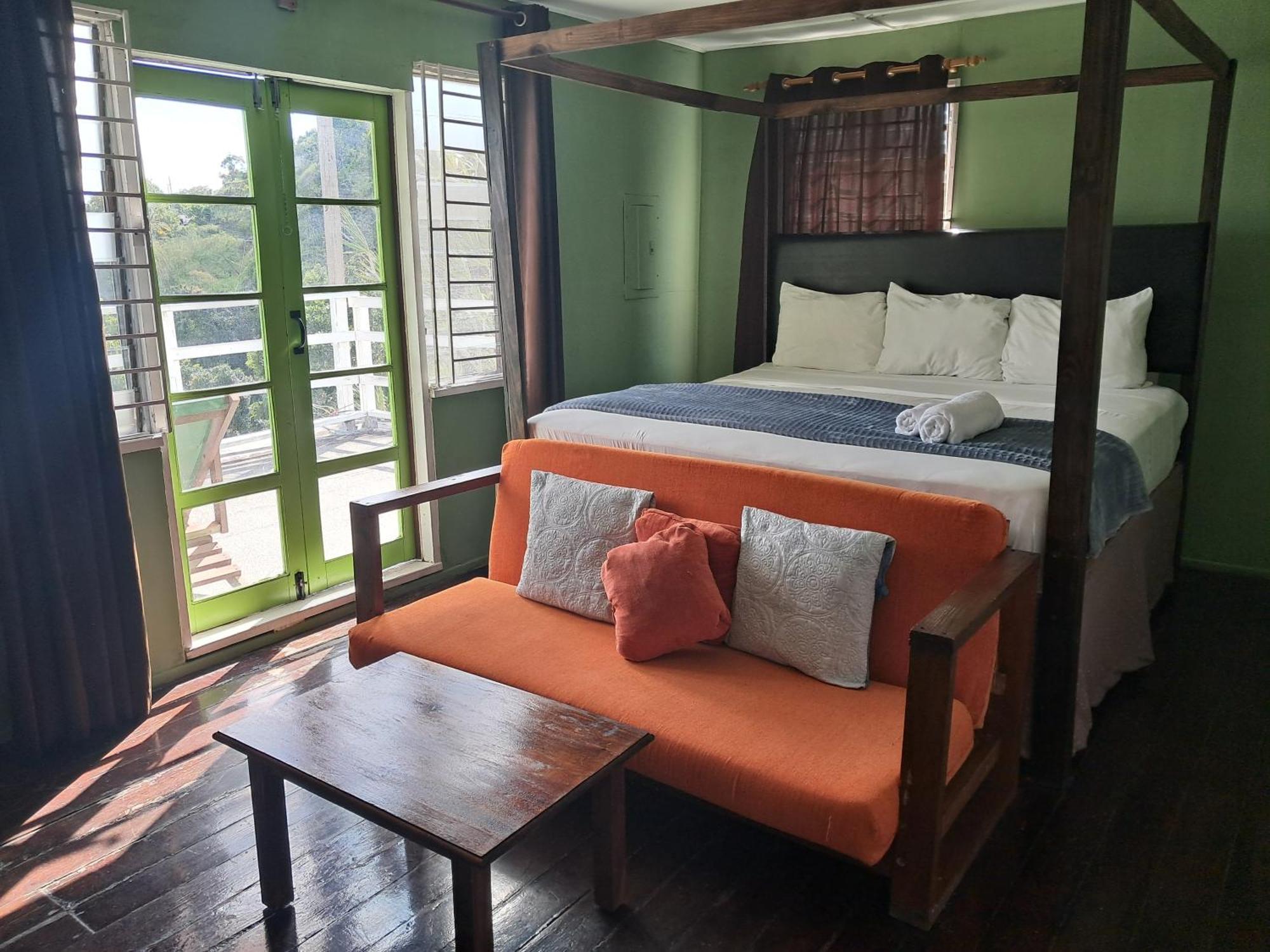 Kingsworth Bed And Breakfast Kingston Extérieur photo